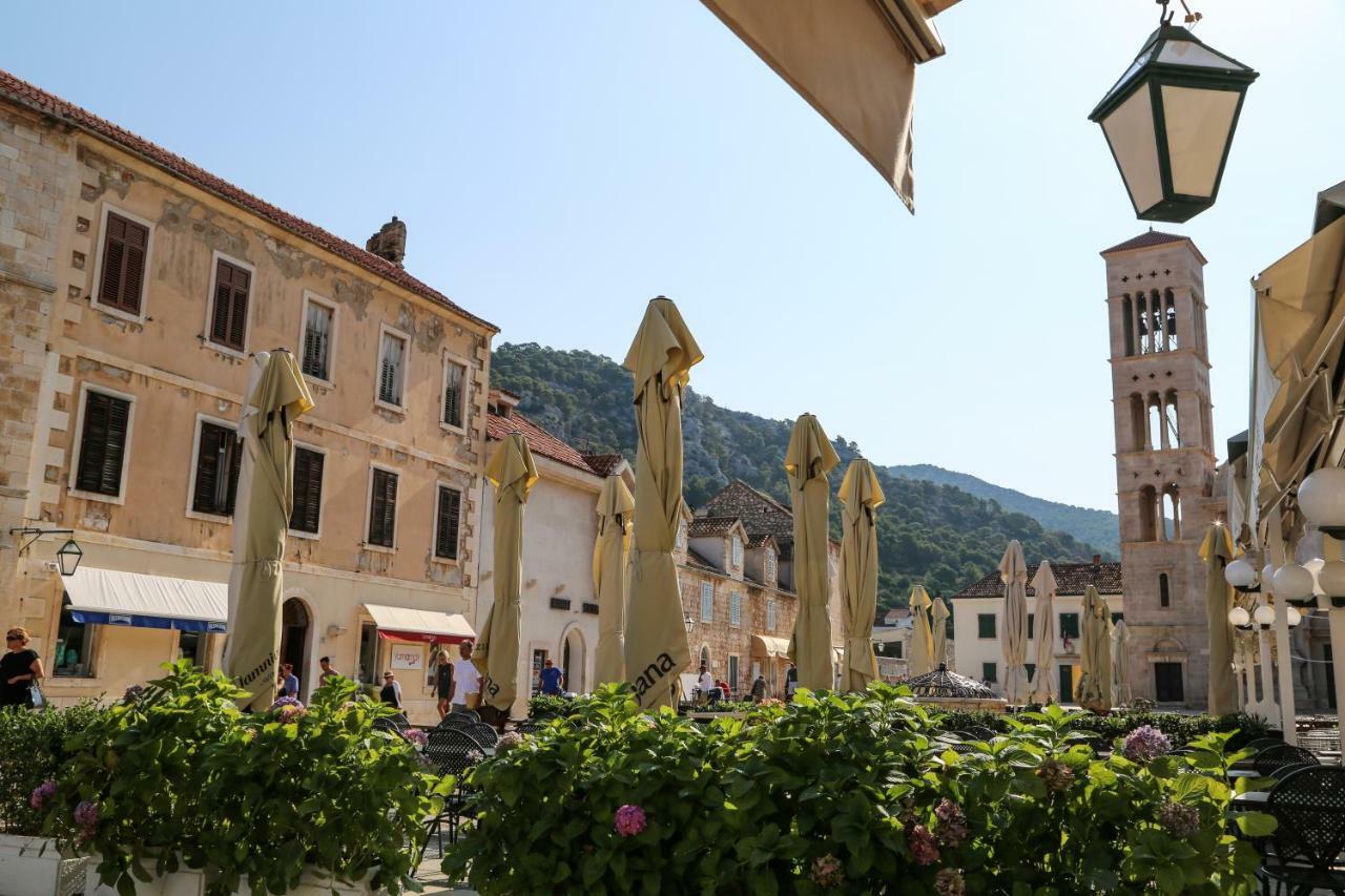 חוואר Hvar Piazza Apartment מראה חיצוני תמונה